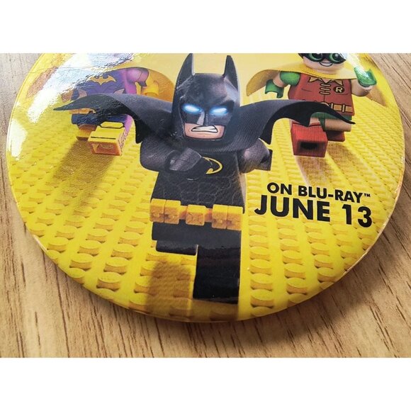 Lego Batman Movie Promo Pin, 2017, Approximately 3.5 Inches Diameter, EUC - Picture 3 of 5